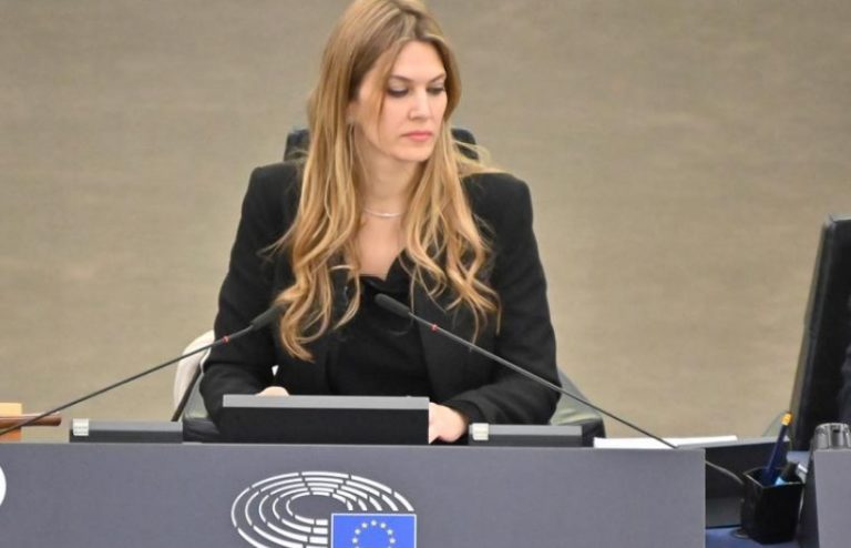MEP Kaili Suspended From The Party Over A Money Laundering & Corruption Scandal!
